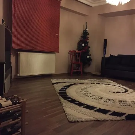 דירה Home Sweet *